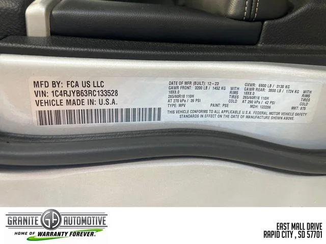 Used 2024 Silver Jeep 4xe image 26