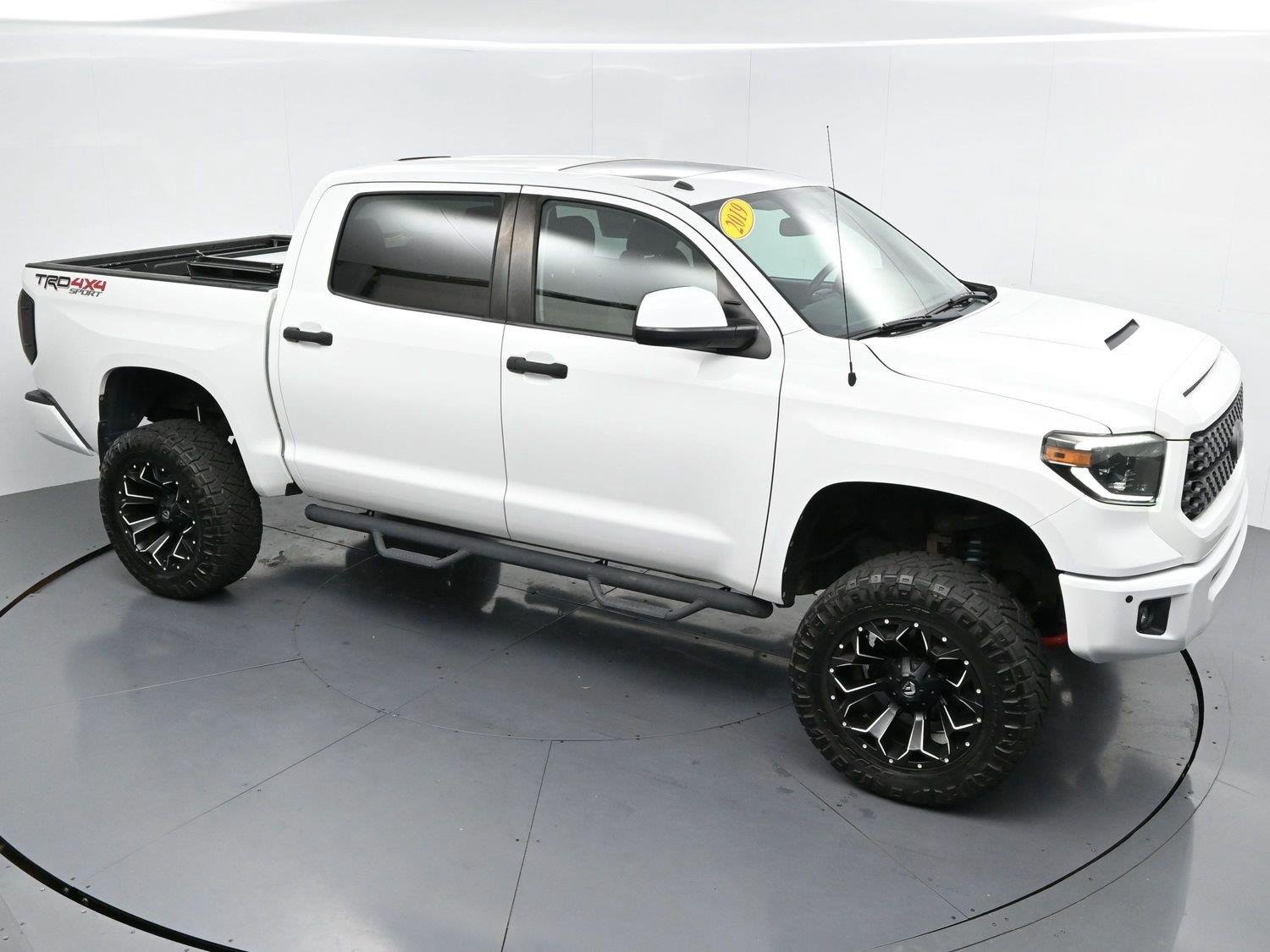 Used 2019 Super White Toyota SR5 image 33