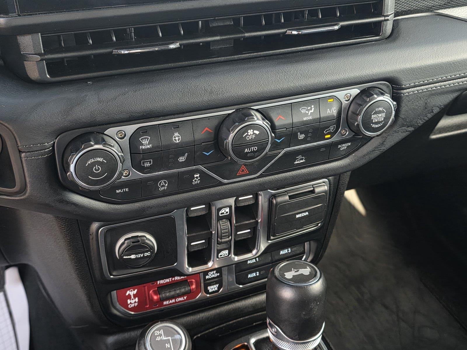 Used 2026 Black Clearcoat Jeep Rubicon image 19
