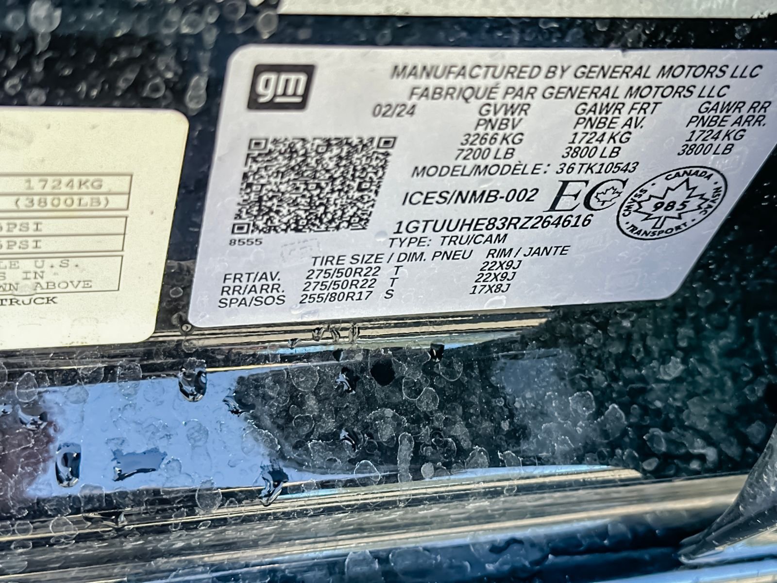 Used 2024 Black GMC Denali Ultimate image 28