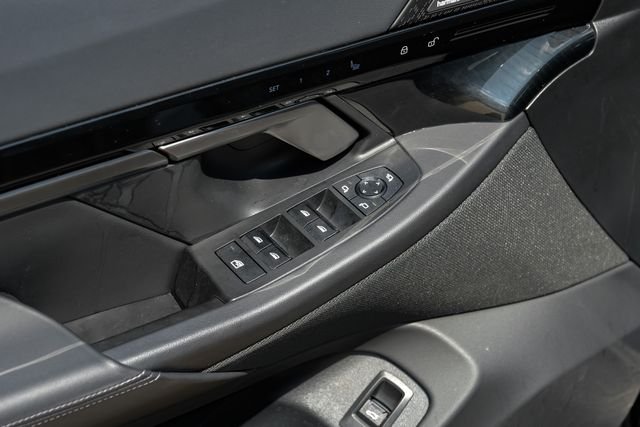 Used 2025 Black BMW 530i image 58