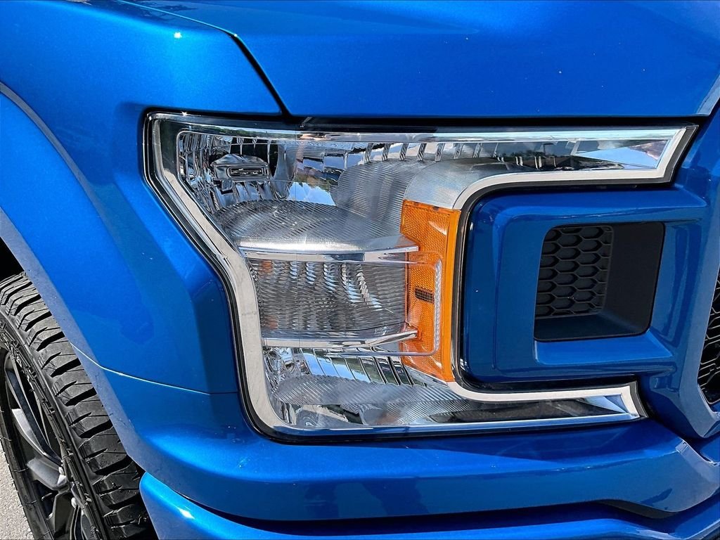 Used 2020 Blue Metallic Ford XL image 33