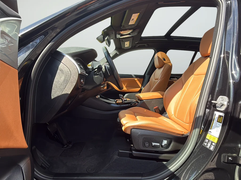 Used 2023 Black BMW xDrive30i image 12