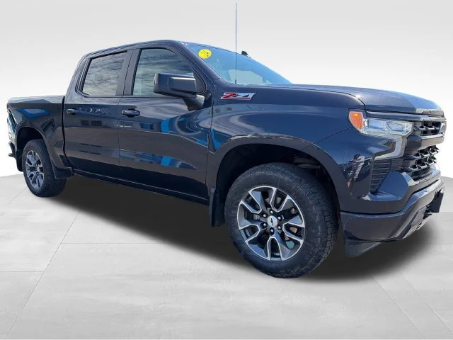 Used 2024 Dark Ash Metallic Chevrolet RST image 9