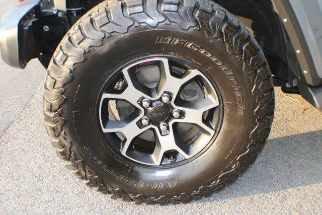 Used 2022  Jeep Unlimited Rubicon image 5