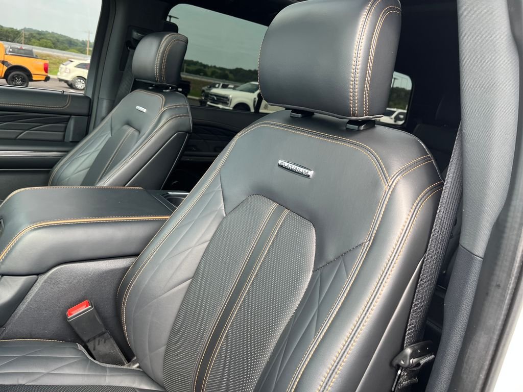 Used 2023 White Ford Platinum image 12