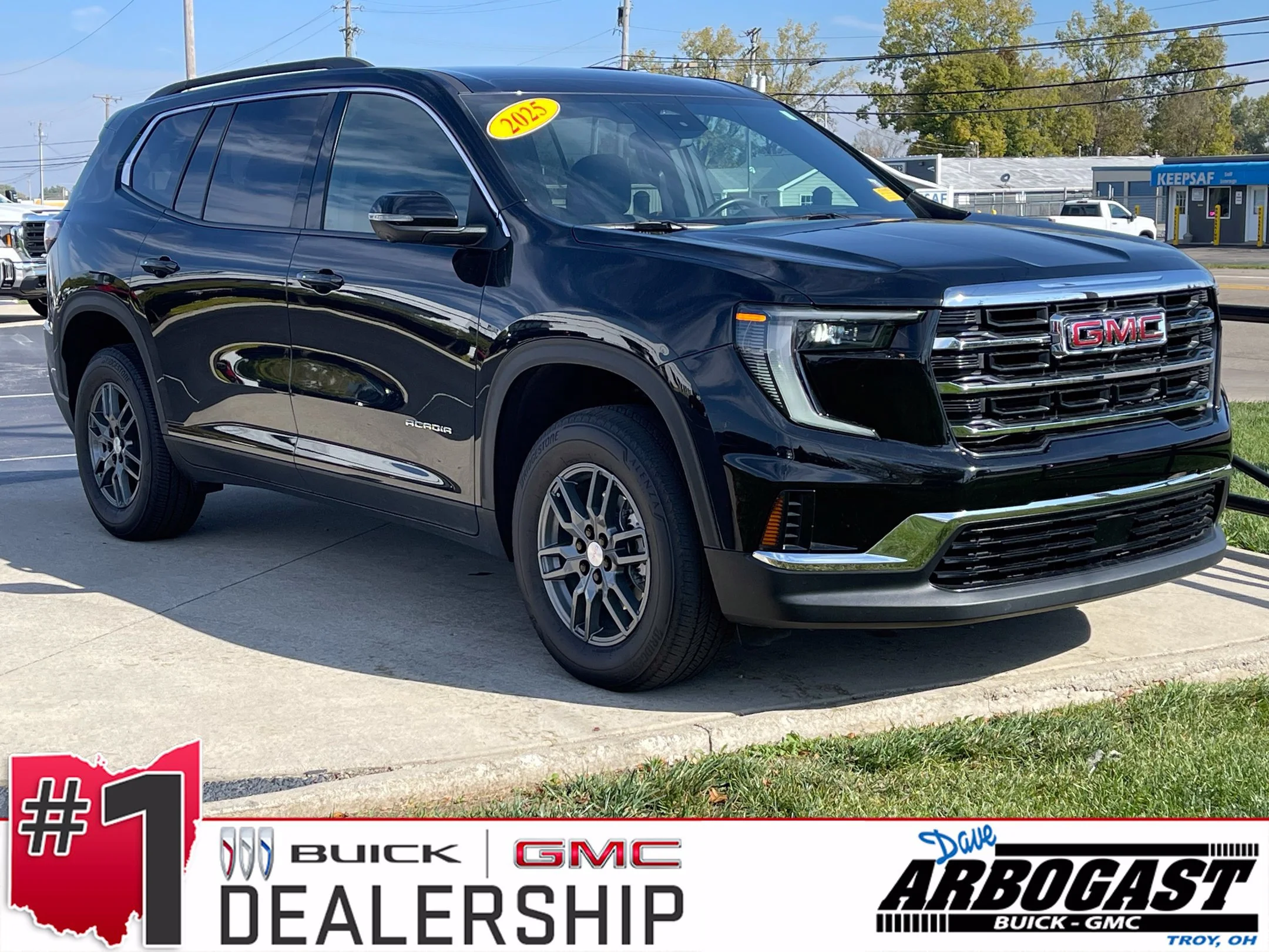 Used 2025 Ebony Twilight Metallic GMC Elevation image 1