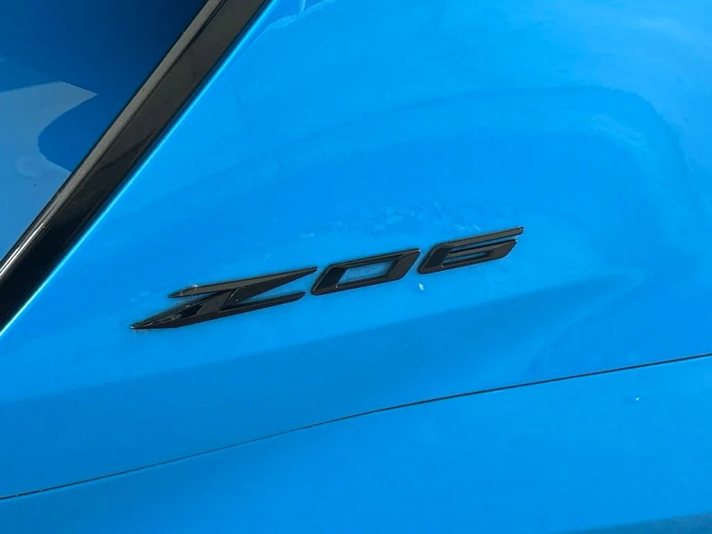 Used 2025 Blue Chevrolet Z06 image 15