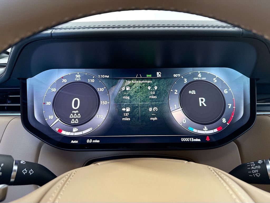 New 2026 Obsidian Black Satin Land Rover SE image 32