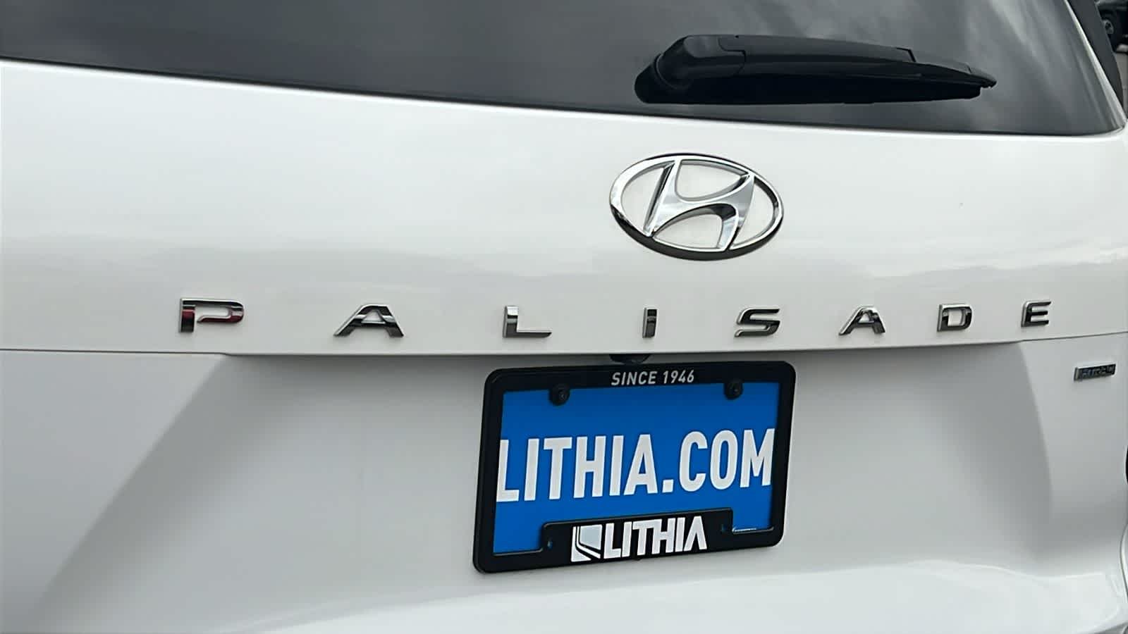 Used 2020 Hyper White Hyundai SEL image 28