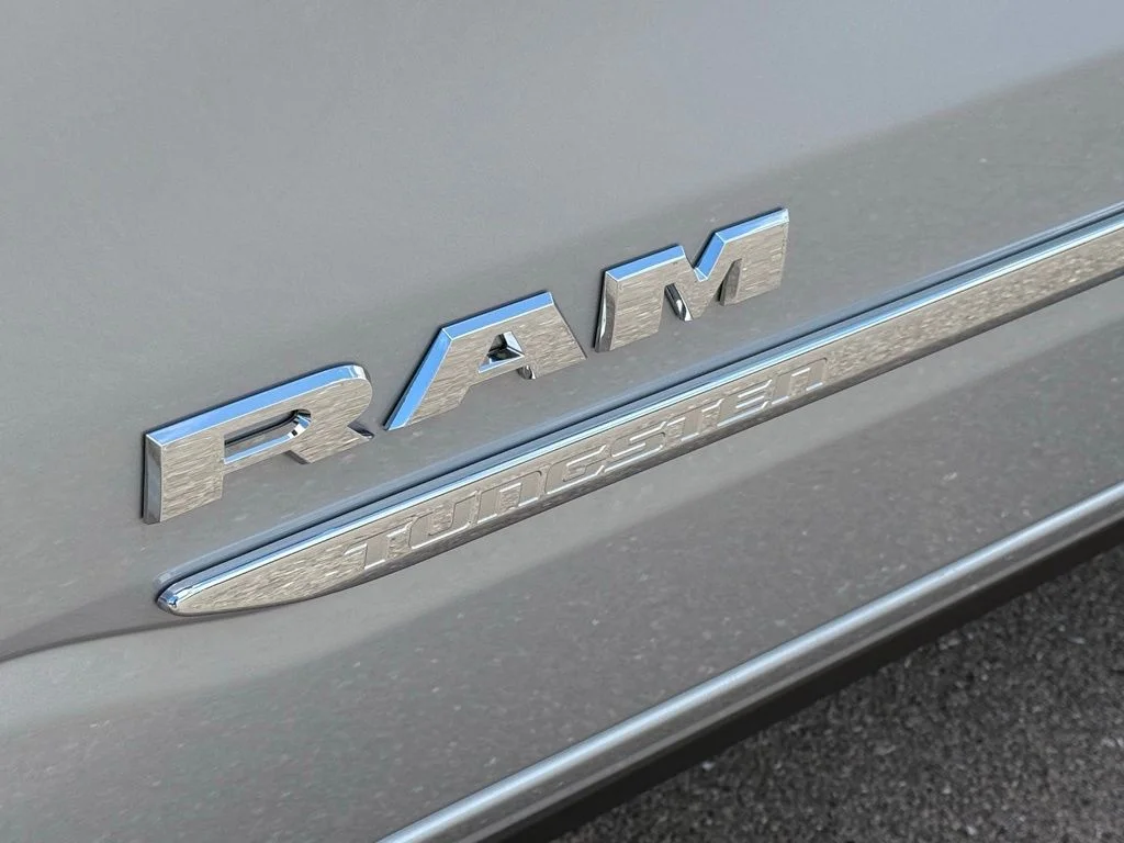 New 2026 Silver Zynith Exterior Paint RAM Tungsten image 33