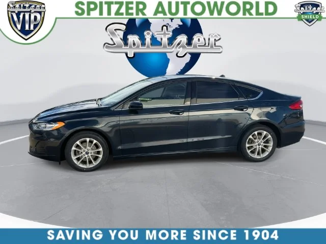 Used 2020 Blue Ford SE image 9