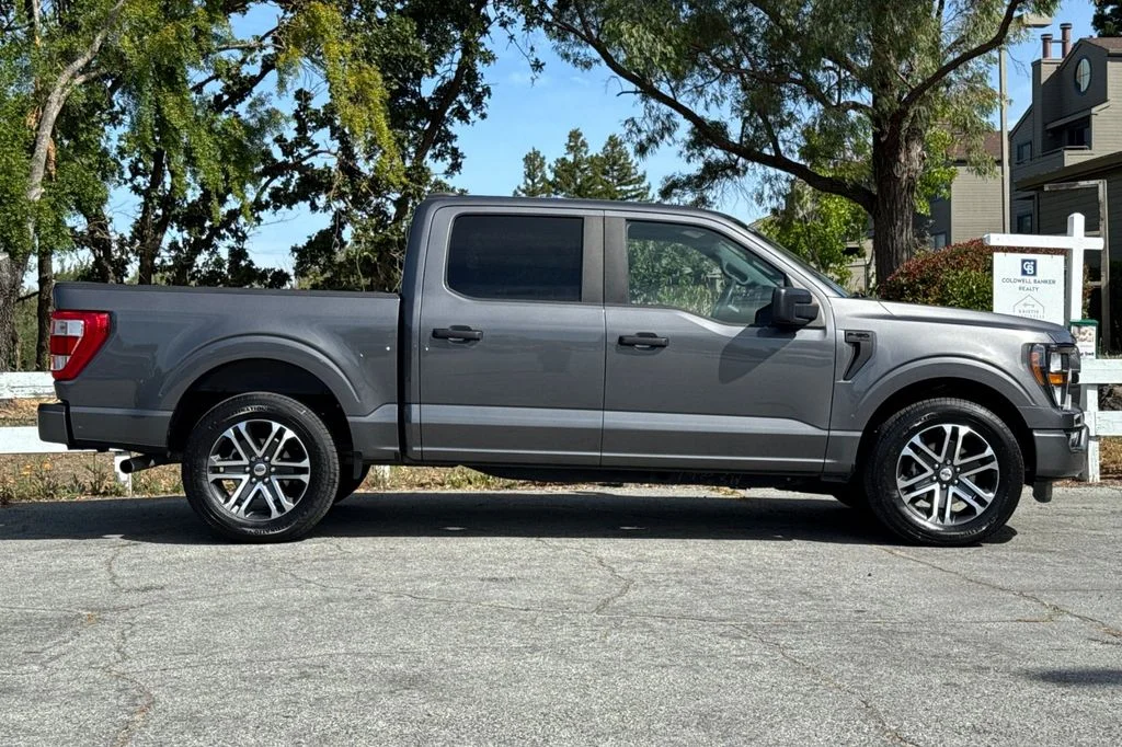 Used 2023 Gray Metallic Ford STX 4x2 image 3