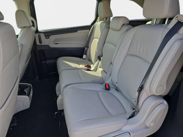 Used 2025 Gray Honda EX-L image 18