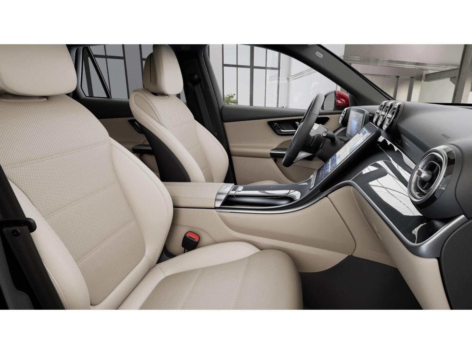 New 2026 MANUFAKTUR Patagonia Red Metallic Mercedes-Benz GLC 300 image 4