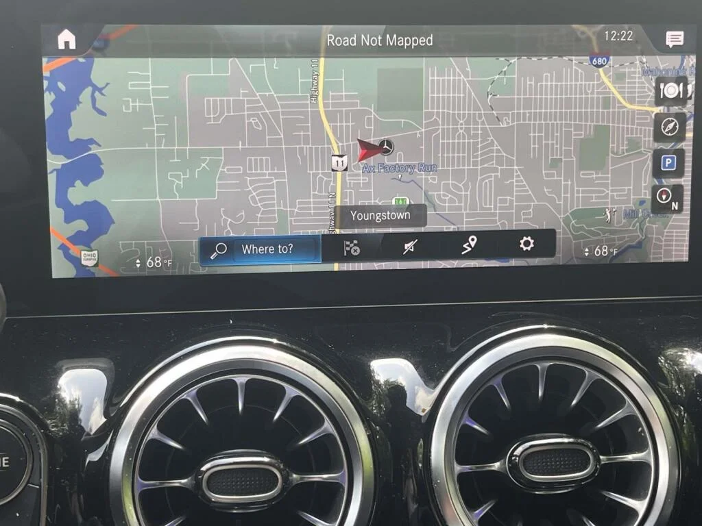 Certified Used 2023 Polar White Mercedes-Benz GLA 250 image 24