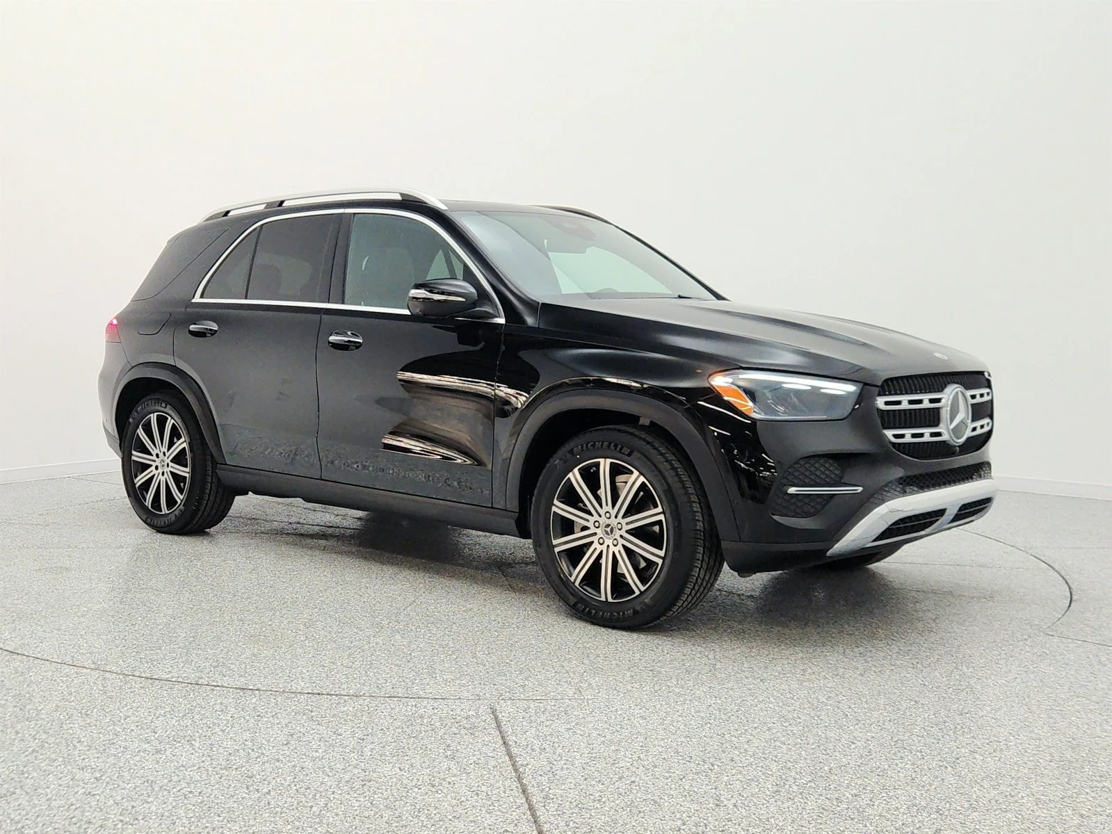 Certified Used 2024 Black Mercedes-Benz GLE 350 4MATIC® SUV image 3