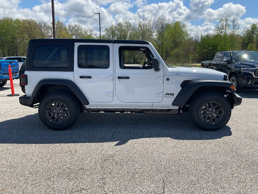 New 2026 Bright White Clearcoat Jeep Sport S image 4