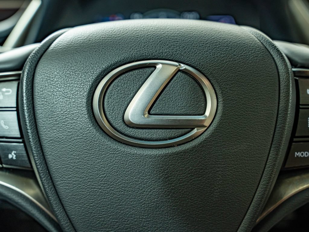 Used 2019 Gray Pearl Lexus 350 image 22