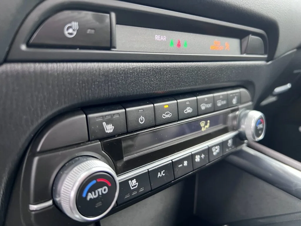 Certified Used 2023  Mazda Signature AWD at Top of the line Turbo AWD! Certif image 21