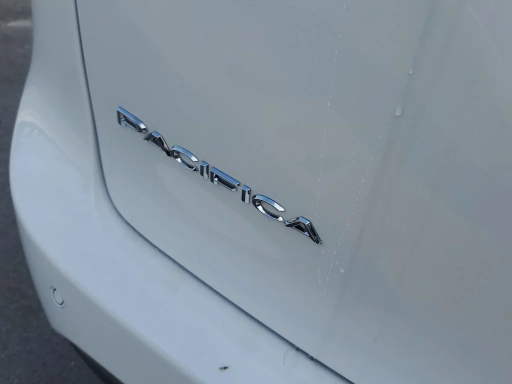 New 2027 White Chrysler LX image 6