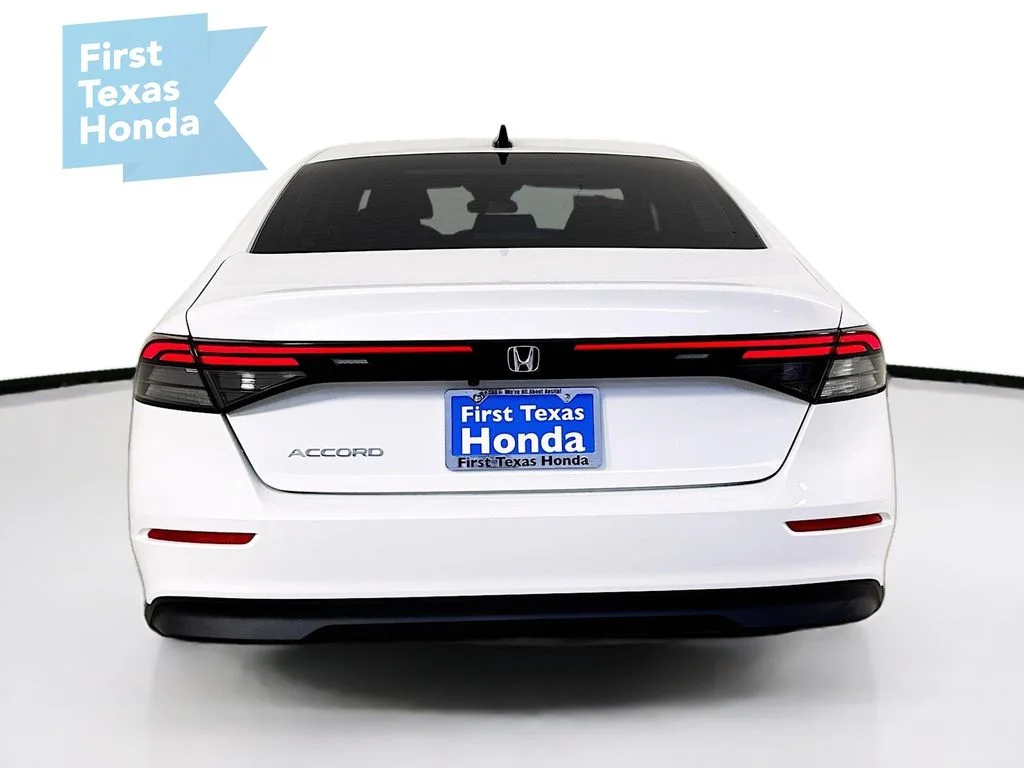 New 2026 Platinum White Pearl Honda SE image 7