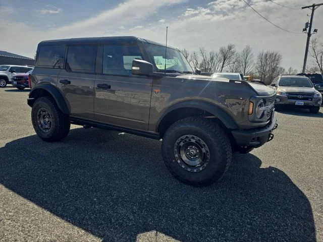 2025 Ford Bronco 4-Door Badlands - Photo 11