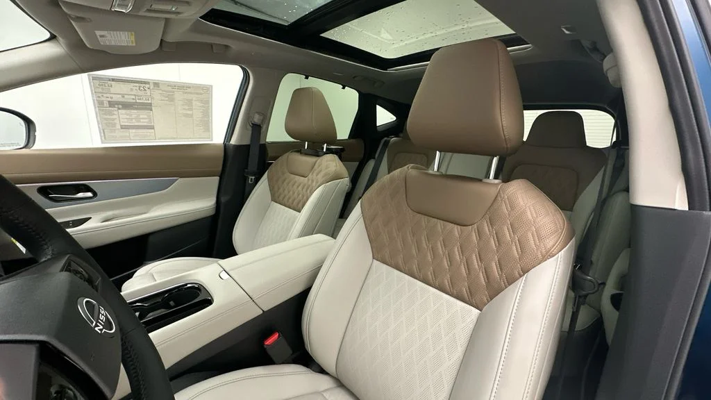 New 2026 Blue Nissan Platinum image 9