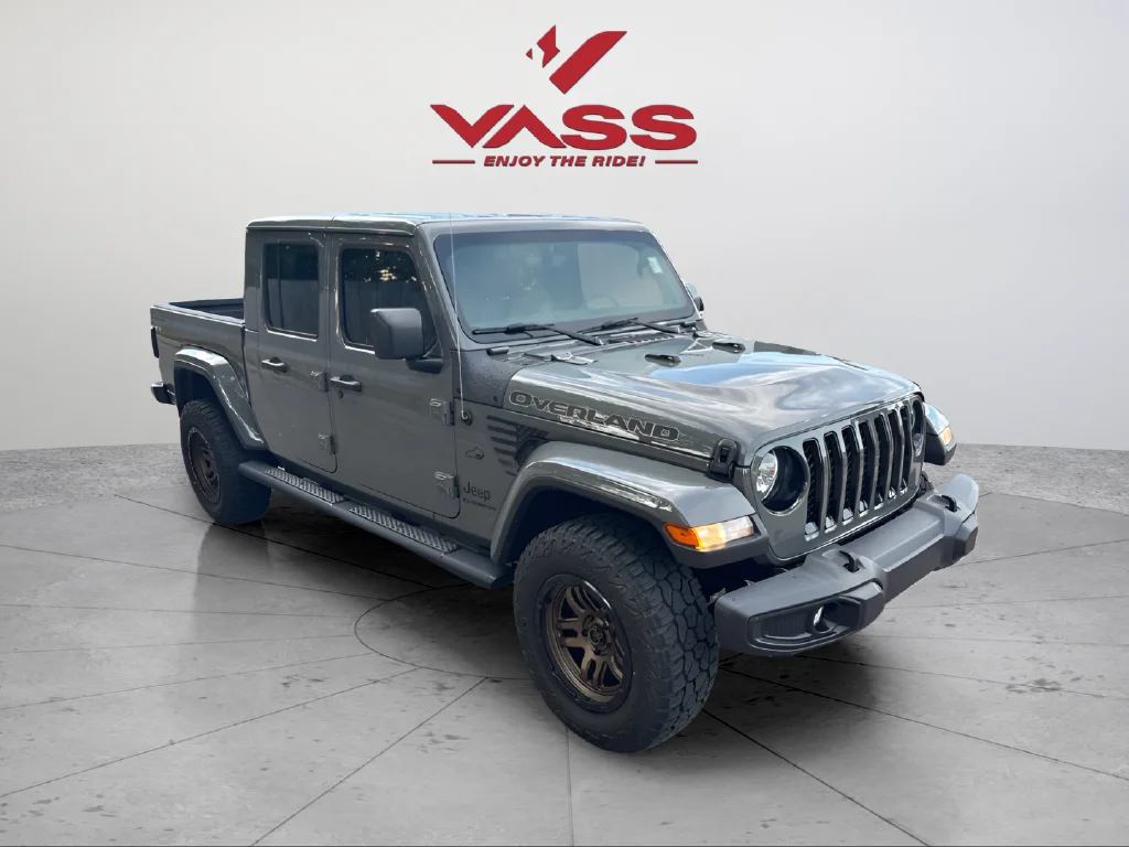 Used 2021 Gray Clearcoat Jeep Overland image 7