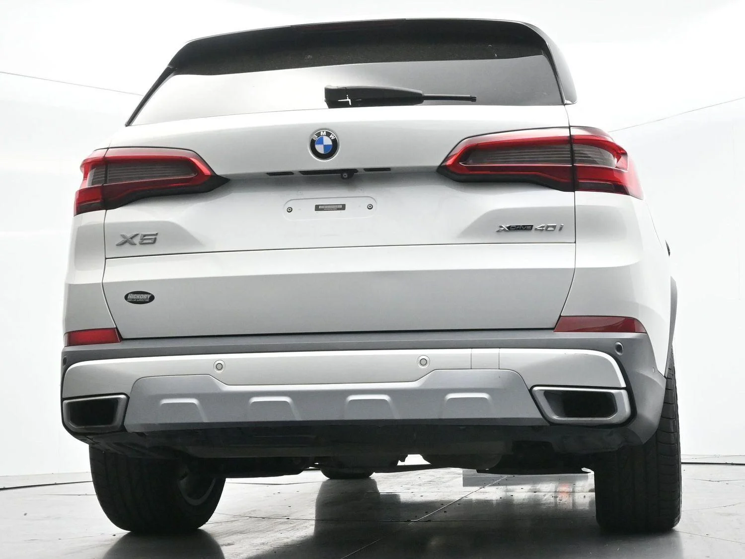 Used 2019 Mineral White Metallic BMW xDrive40i image 48