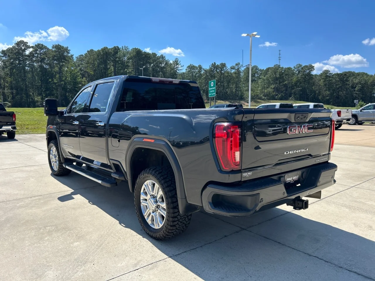Used 2020 CARBON BLACK METALLIC GMC Denali image 4