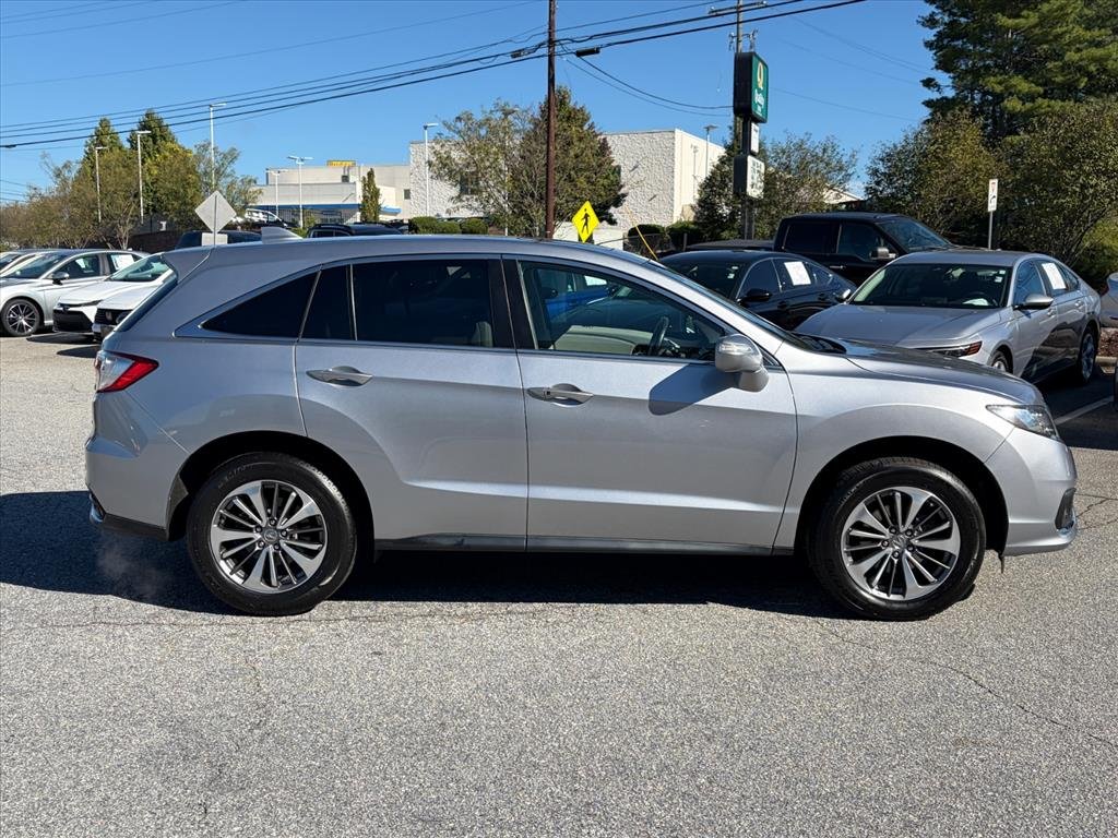 Used 2018 Lunar Silver Metallic Acura w/Advance image 3