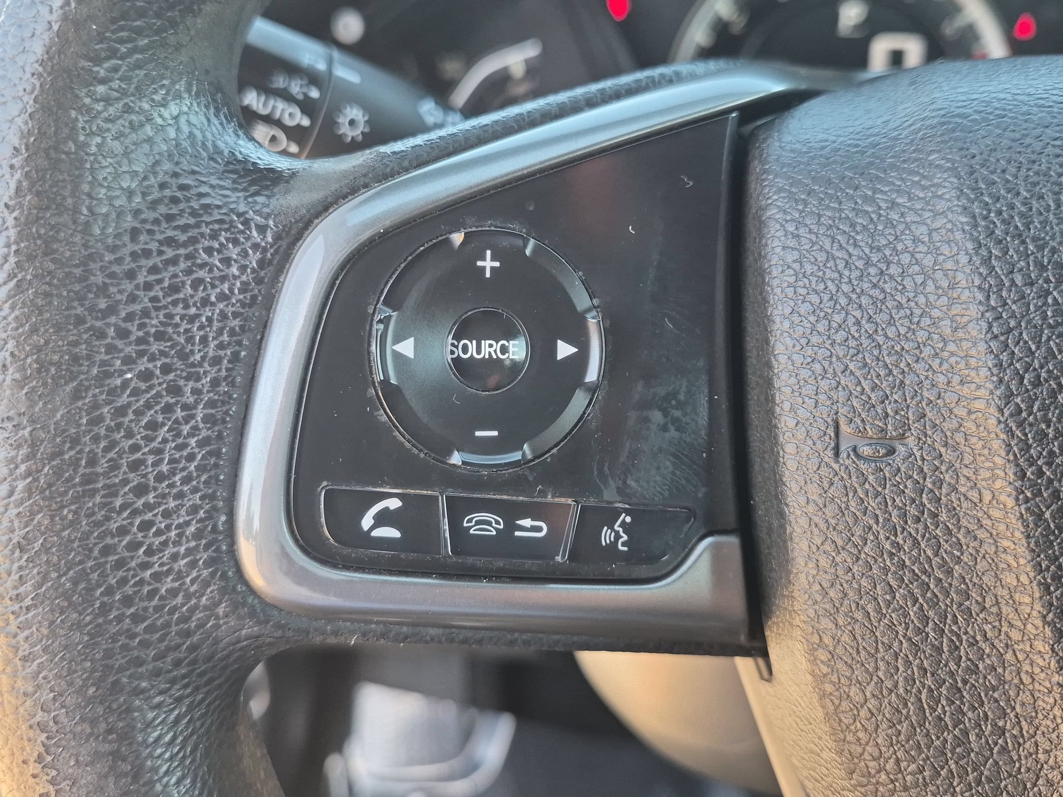 Used 2017 White Orchid Pearl Honda LX Hatchback image 14