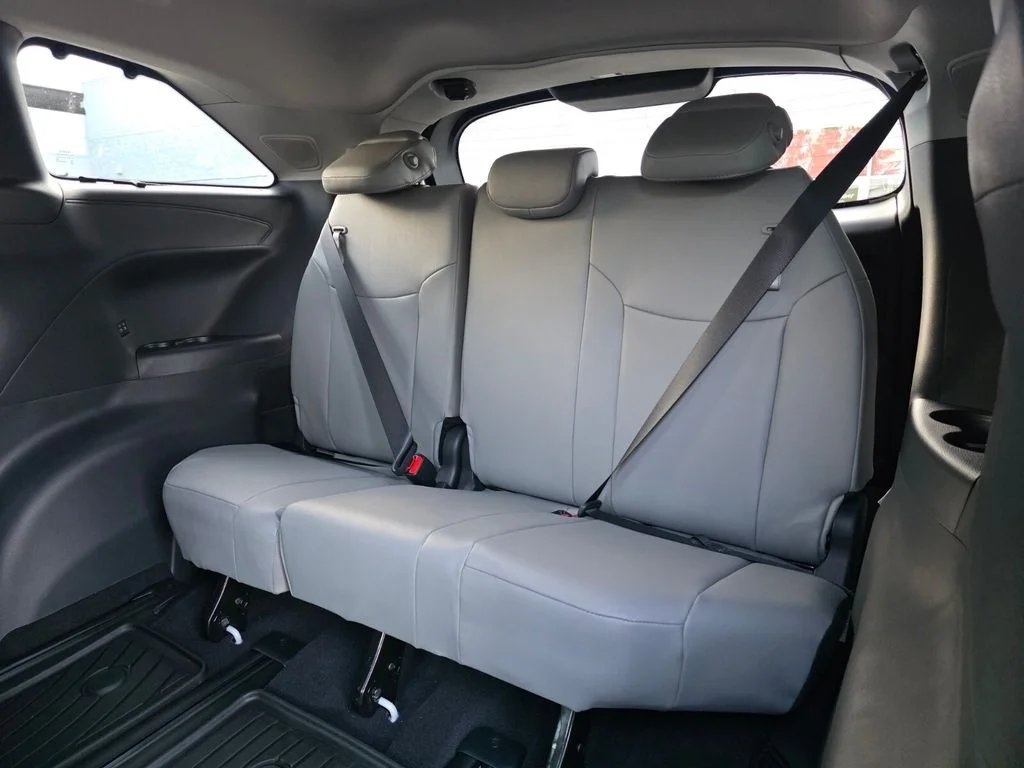 New 2026 Wind Chill Pearl <sup>1</sup> Toyota  XLE image 21