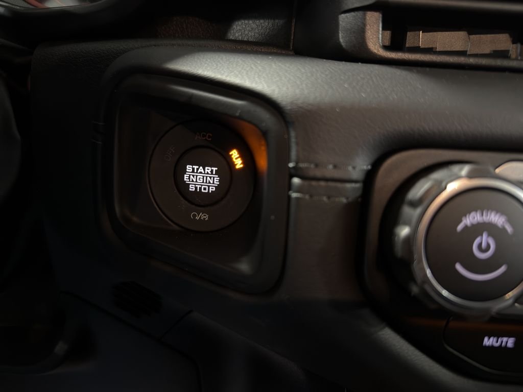 New 2026 Reign Jeep Rubicon image 22