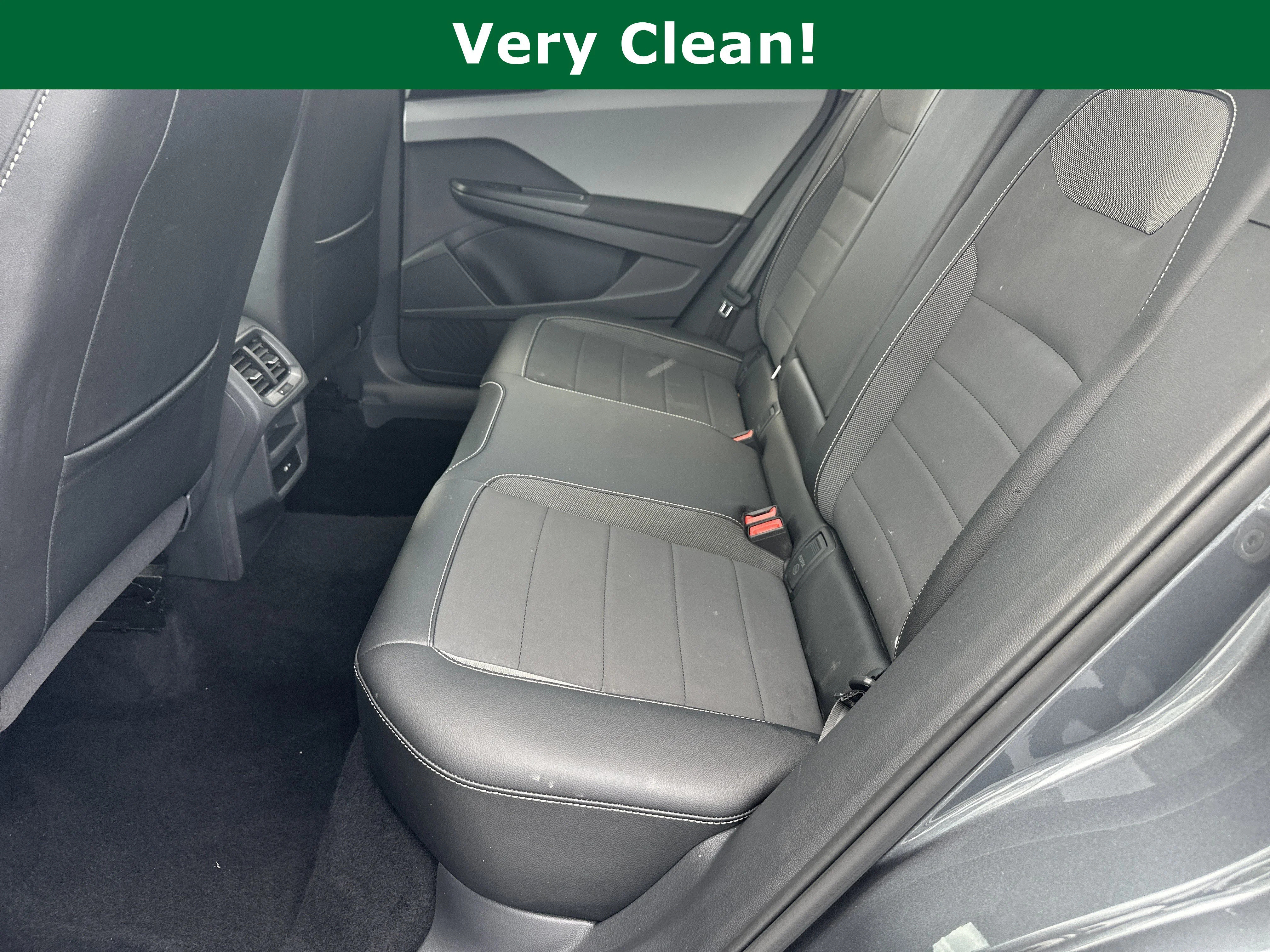 Used 2022 Platinum Gray Metallic Volkswagen SE image 24