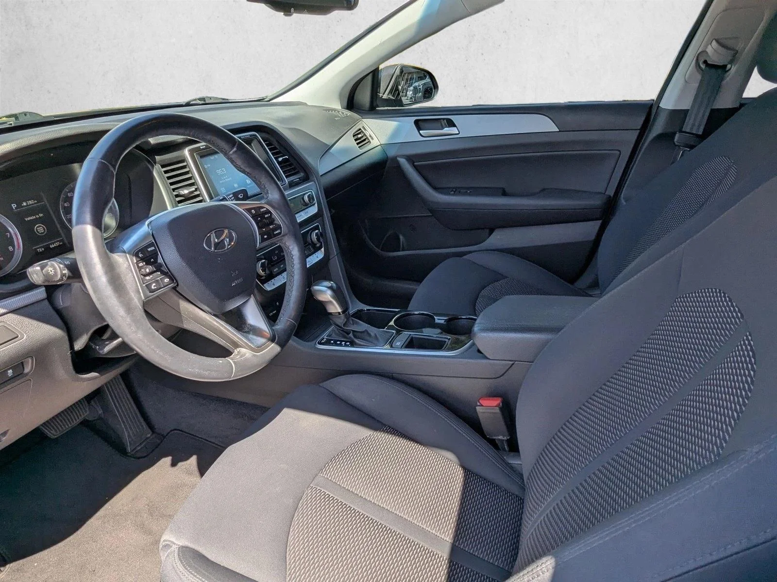 Used 2019 Machine Gray Hyundai SEL image 15