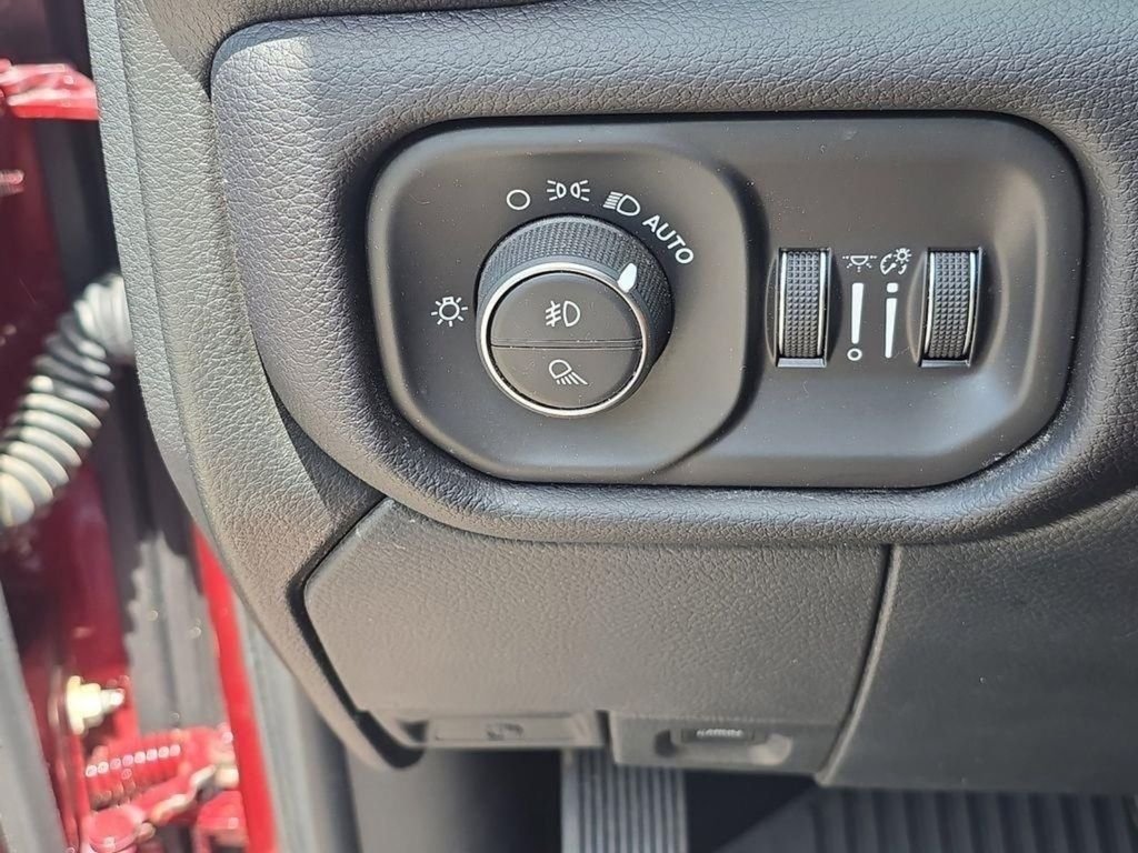 Used 2021 Red Ram Power Wagon image 27