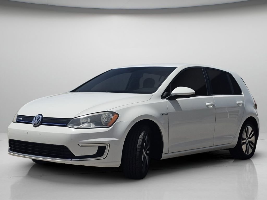 Used 2016 Pure White Volkswagen SE image 20
