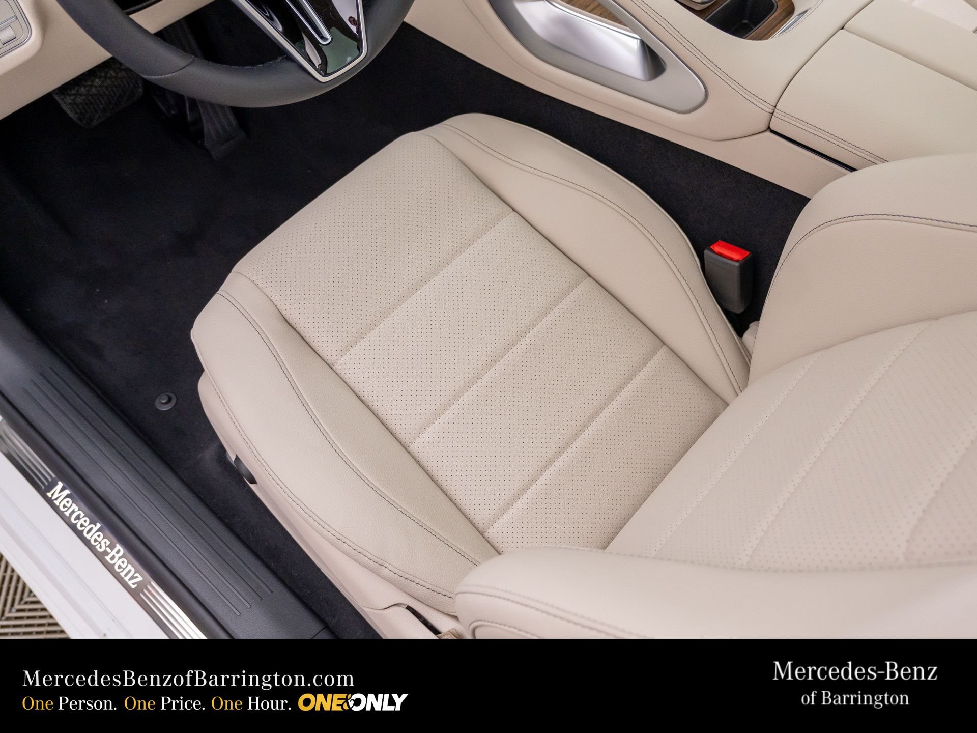 New 2026 Polar White Mercedes-Benz GLE 450 image 17