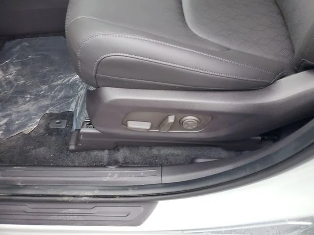 New 2026 Ivory Silver Kia EX image 9