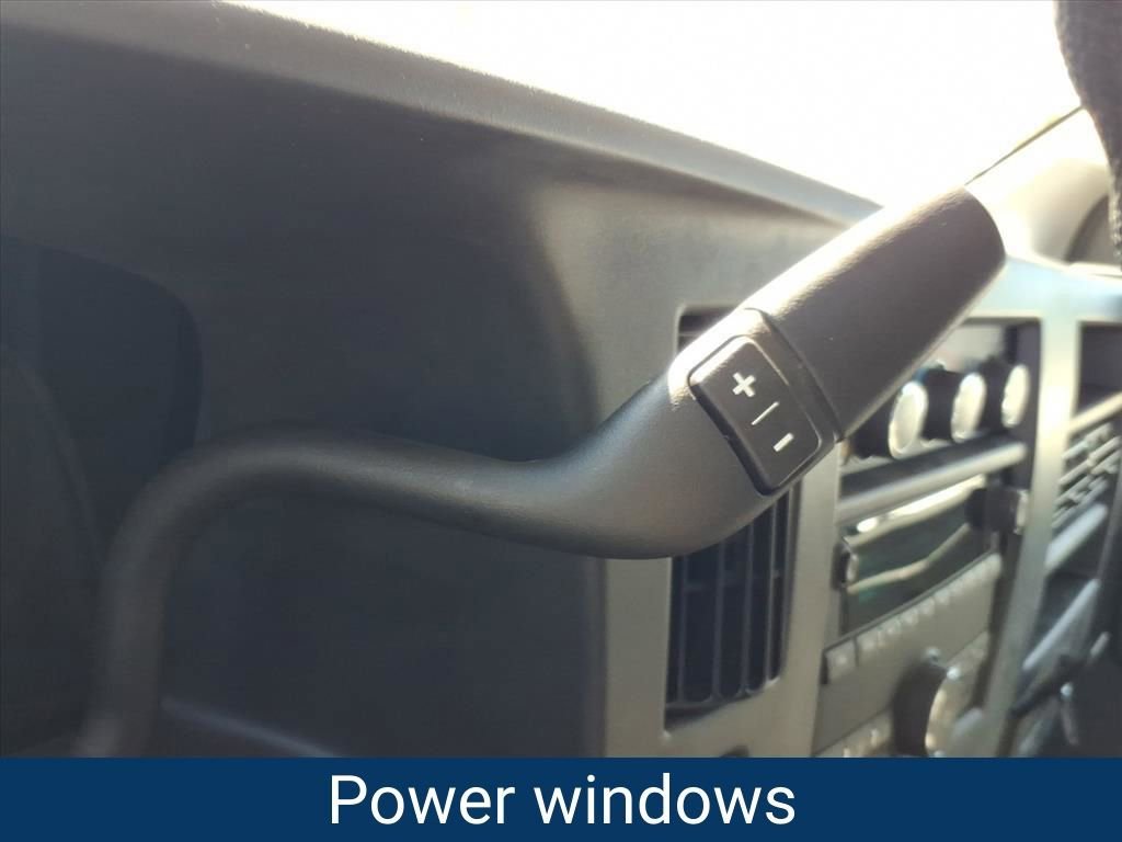 2025 Chevrolet Express Cargo Work Van - Photo 17