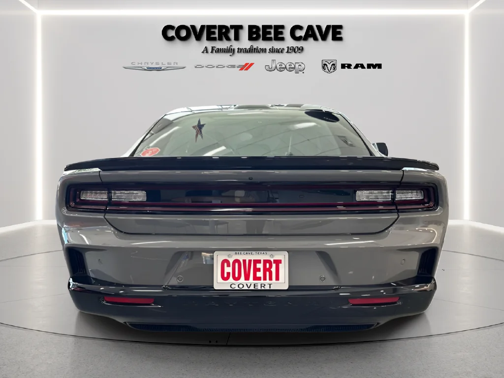 2026 Dodge Charger Daytona Scat Pack - Photo 6