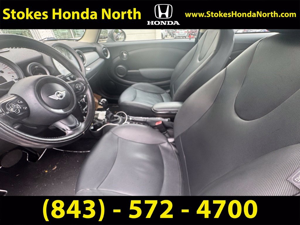 Used 2011 White MINI Base image 9