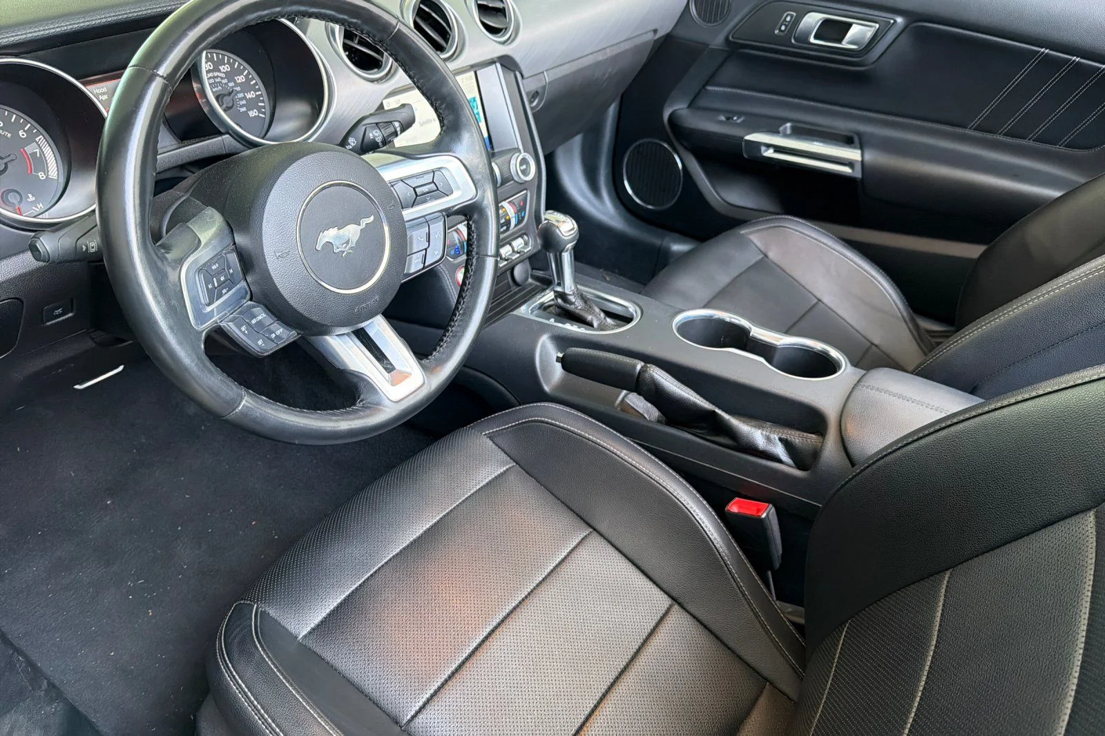 2023 Ford Mustang EcoBoost Premium - Photo 11
