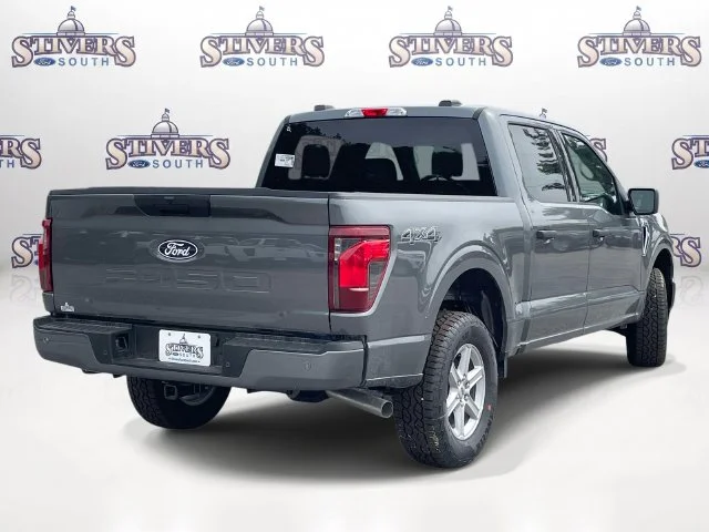 New 2026 Gray Ford XLT image 3