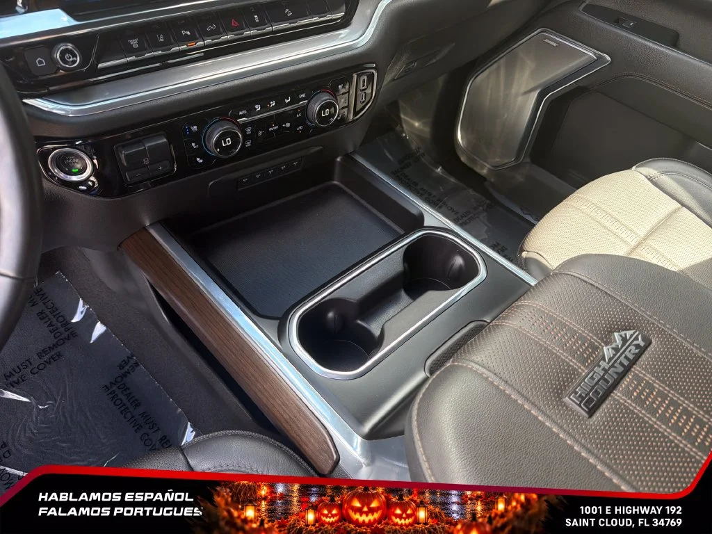 Used 2024 Black Chevrolet High Country image 20