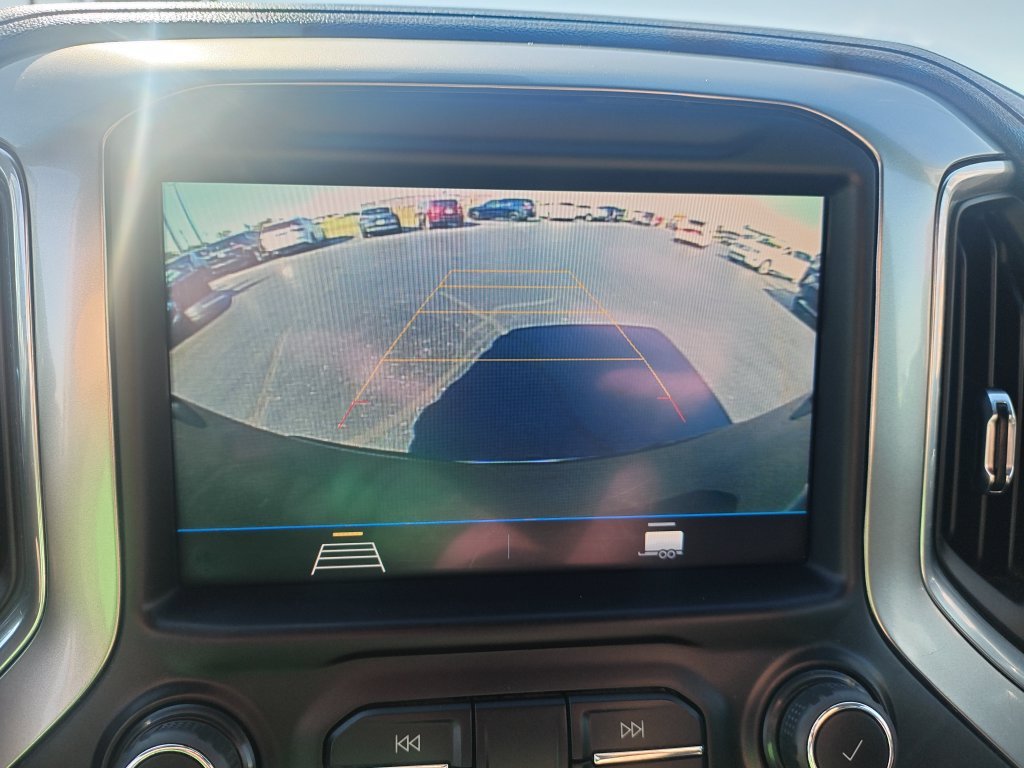 Used 2022 Gray Chevrolet LT image 23