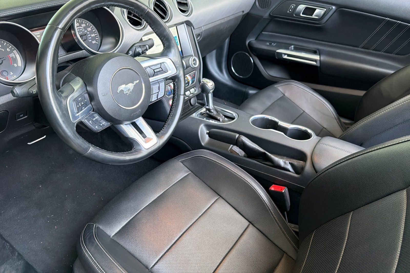 2023 Ford Mustang EcoBoost Premium - Photo 11