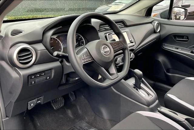 2025 Nissan Versa Sedan S - Photo 6